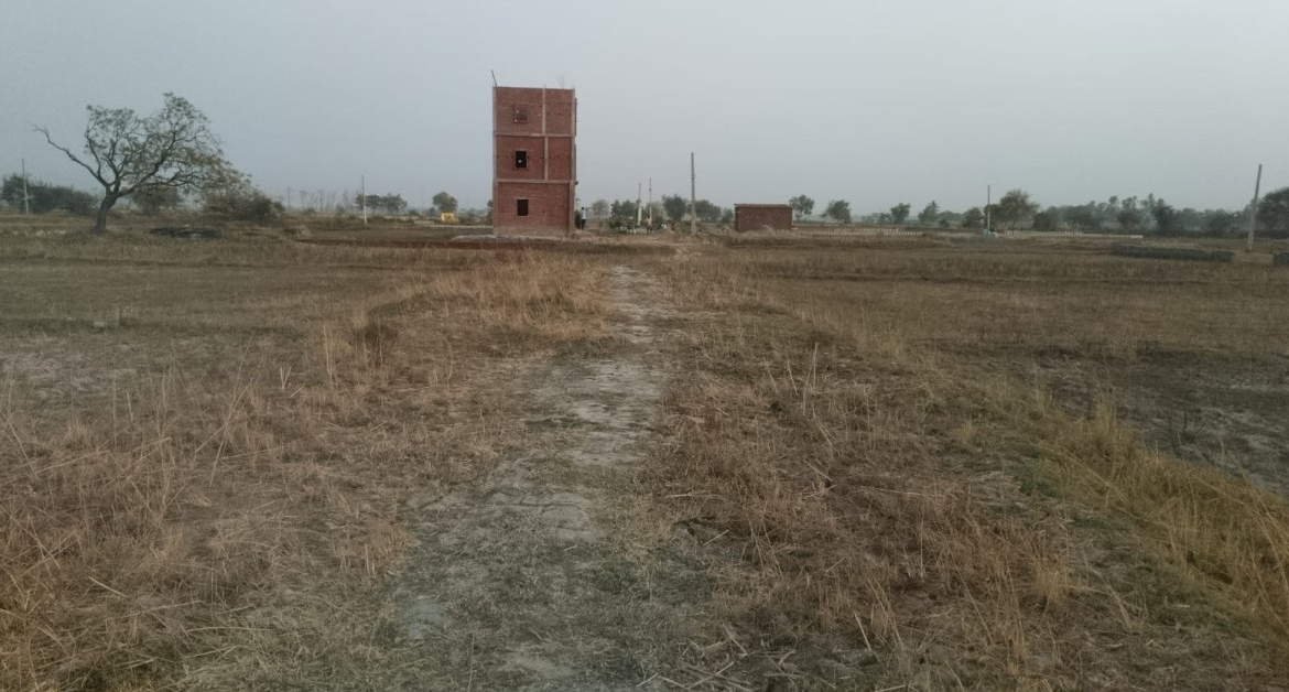 Residential Plot for Sale by “US Welfare Trust” Near Varanasi–Chandauli, Highway | ApnaGhar.homes